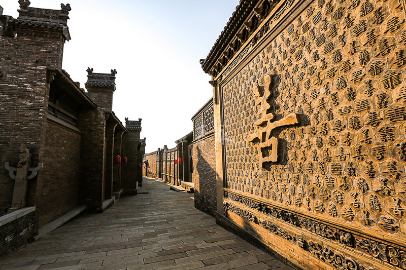 萬榮李家大院