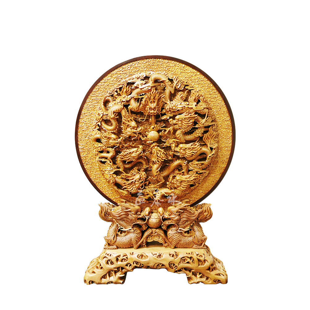 九龍戲珠   --矯龍揚(yáng)威，張牙舞爪；傲龍擎風(fēng)，上下穿揚(yáng)